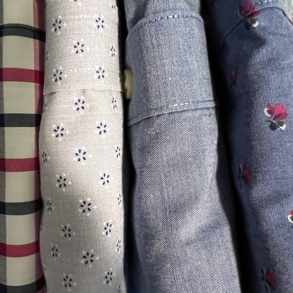 Lot of 4 Banana Republic button down men’s shirts - Picture 12 of 13